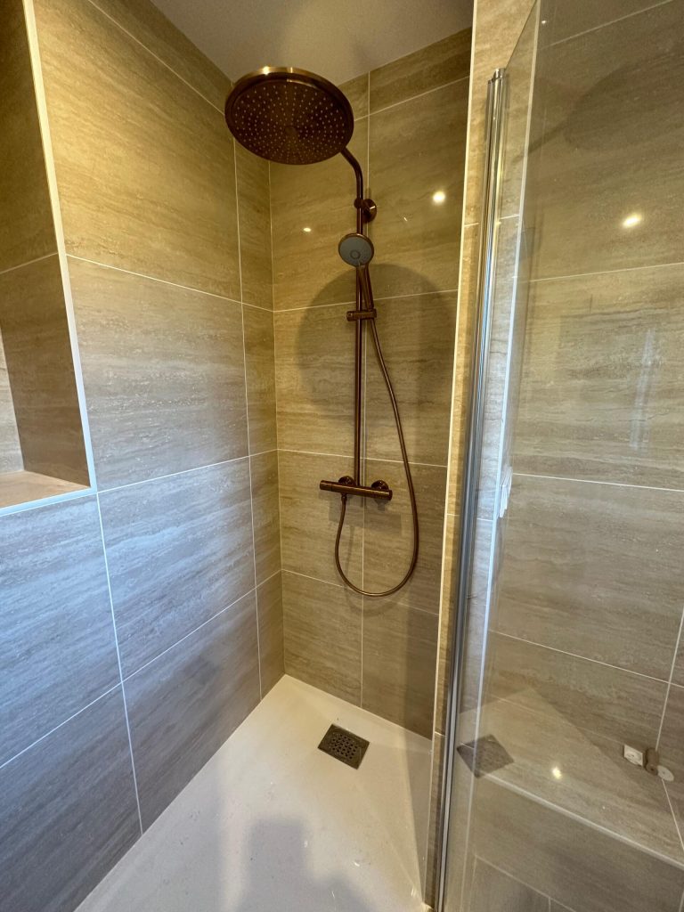 realisations-plomberie-chauffage-electricite - A2PC